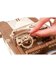 MODEL DREAM CABRIOLET 2